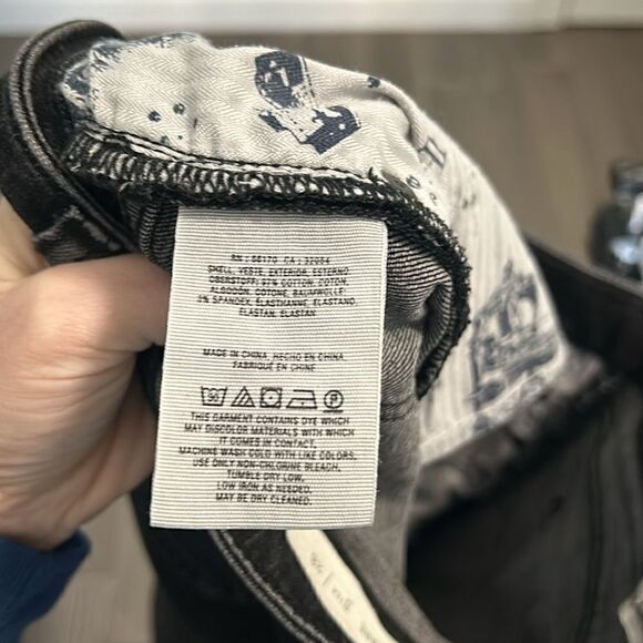 Pilcro High-Rise Crop Flare Jeans - Picture 9 of 10